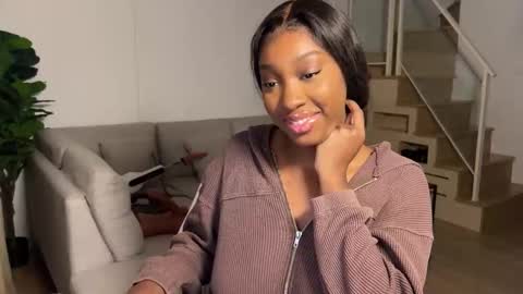 Snapshot of violet6xft chatting on October 4, 4:18 am Fantasy Black Girl online show from October 4, 4:18 am