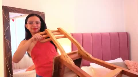 violet__15 online show from May 19, 12:01 pm