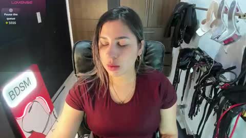 Snapshot of violet_bdsmx chatting on September 27, 9:11 pm Kim online show from September 27, 9:11 pm