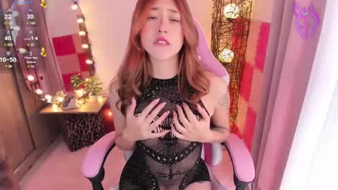 violet online show from February 11, 10:18 pm