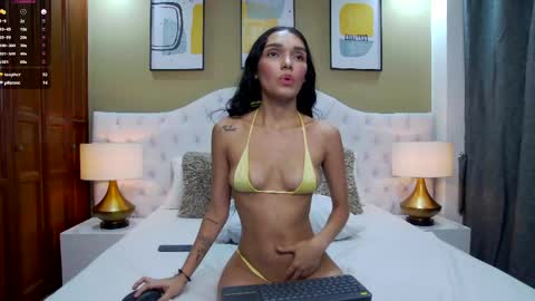  Violet  online show from May 12, 1:47 am