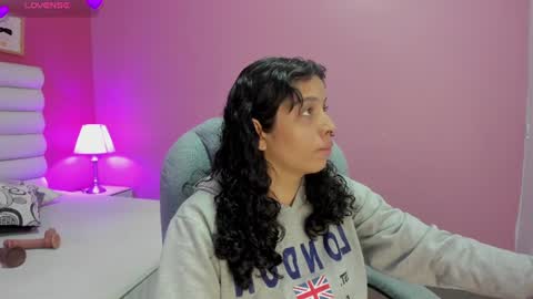 violet_sinclair online show from July 9, 11:23 am