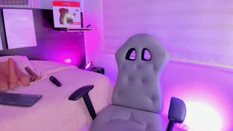 Violeta online show from October 6, 8:35 pm