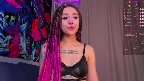 Snapshot of violet_walker7 chatting on February 6, 7:02 am Violet online show from February 6, 7:02 am