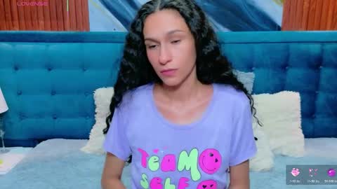 Violeta  online show from May 23, 11:52 am