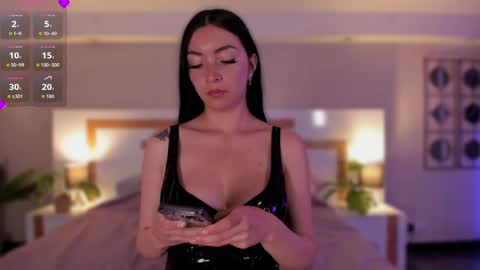 Violeta  online show from May 2, 11:24 am