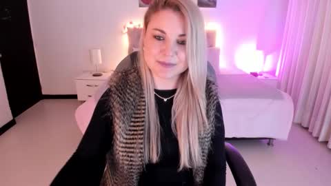 violeta_hotter_ online show from November 14, 11:54 am