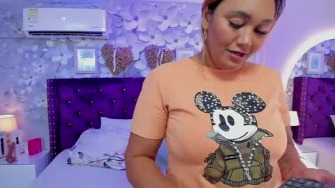 violeta_medina online show from May 16, 10:36 am