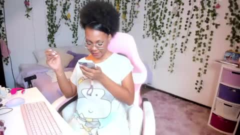 Violeta online show from May 13, 5:40 pm