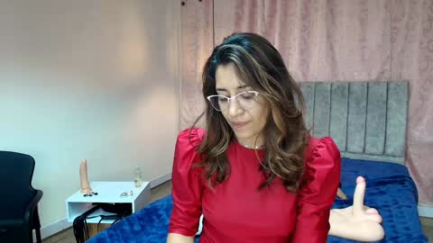 VIOLETA online show from December 13, 10:45 pm