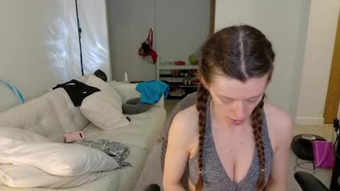 VioletFoxy online show from May 28, 5:27 am
