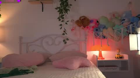violeth___ online show from May 14, 12:55 pm