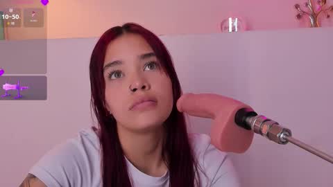 Violeth Hill online show from October 15, 8:22 pm