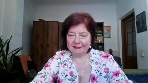 violetpulse online show from May 3, 2:42 pm