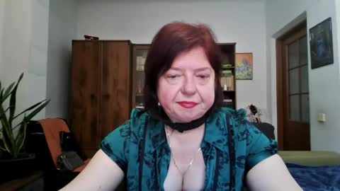 violetpulse online show from May 5, 3:15 pm
