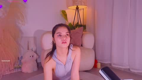 violetssweet online show from May 26, 5:51 am