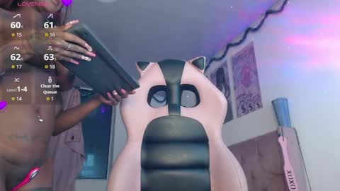 violett_brown9 online show from May 18, 5:46 am