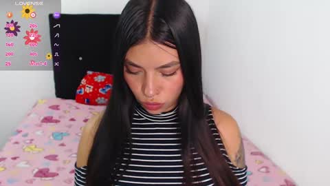 Snapshot of violett_flowers chatting on September 12, 4:13 am violeta online show from September 12, 4:13 am