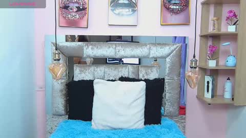 Violeta froz online show from December 23, 3:01 pm