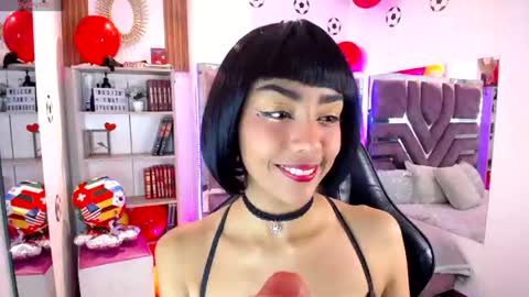 violett_garden online show from June 17, 11:33 am