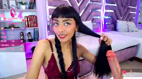 violett_garden online show from June 11, 11:40 am