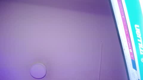 violett_queen122 online show from September 30, 2:28 am