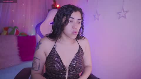 VIOLET  online show from December 21, 1:53 pm