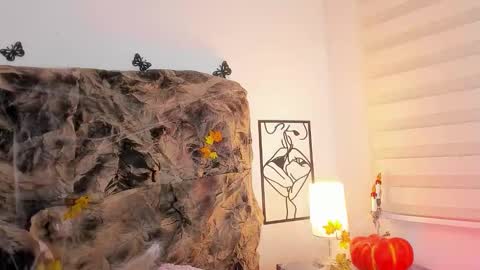 Violetta Ficher online show from October 23, 7:03 am