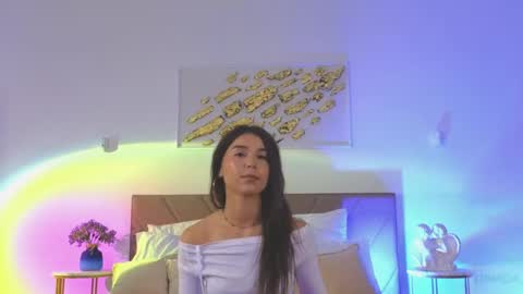 violetta_finch online show from May 19, 10:22 am