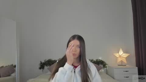 violetta_finch online show from December 6, 8:26 am