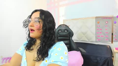 violetta_tay online show from March 27, 7:25 pm