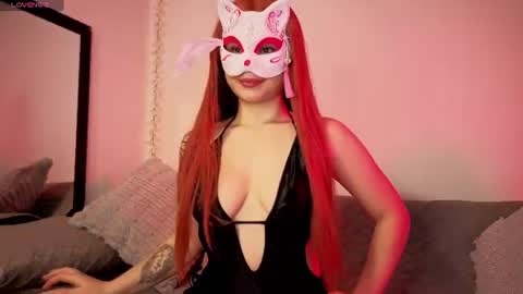 violettaarojass online show from July 14, 10:54 am