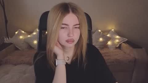 ViolettaOtis online show from October 13, 12:52 pm