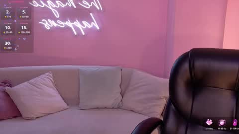 Violett Castel online show from December 2, 6:21 pm