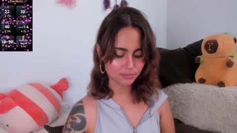 Violette  online show from September 13, 6:05 pm