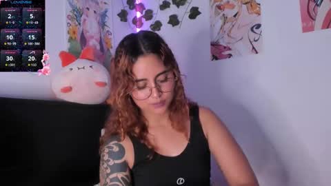 Violette  online show from January 14, 9:51 pm