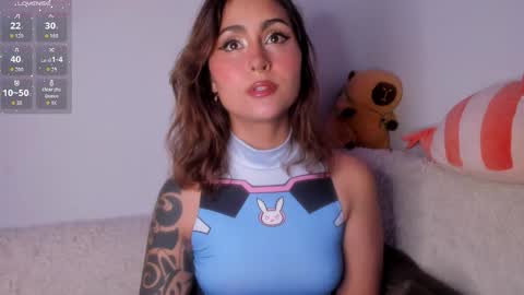 Violette  online show from January 10, 1:21 am