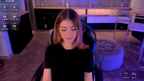 Violett  online show from December 20, 10:43 pm