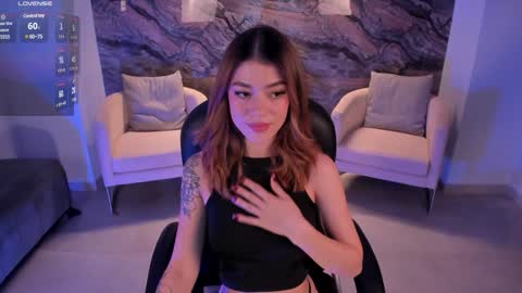 Violett  online show from December 28, 10:02 pm