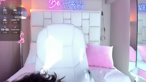 VioletthaRous online show from October 18, 11:17 pm