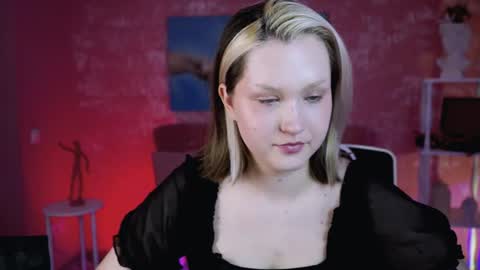 Violett online show from July 3, 8:09 am