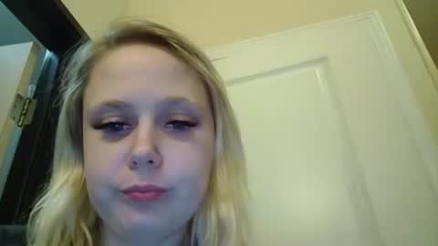 Violet Valentine online show from September 25, 4:55 am