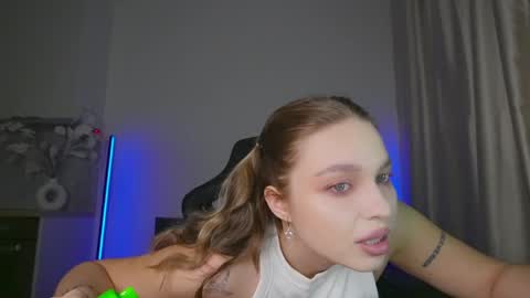 Violla online show from May 24, 10:58 am