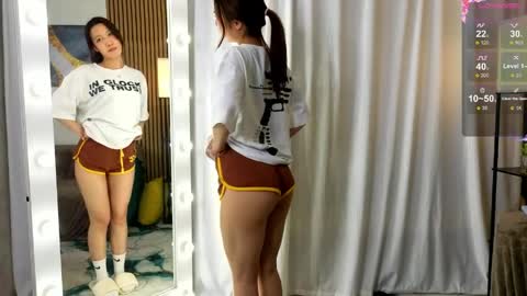 Zyphira online show from April 9, 12:43 pm