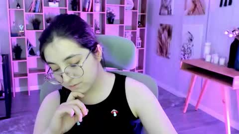 your love online show from November 5, 4:50 am