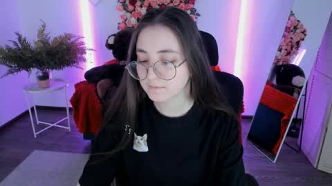 your love online show from May 23, 4:49 pm