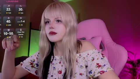 Vita online show from April 7, 3:25 pm