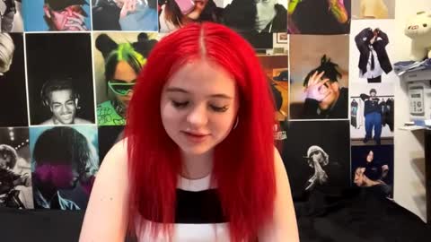 Aurora online show from March 30, 1:00 pm