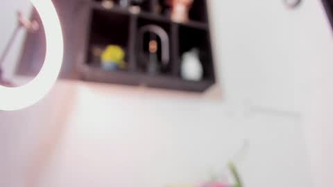 Vivi online show from March 29, 8:46 am