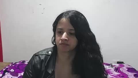 Snapshot of vivian_walt_ chatting on January 15, 7:37 am melissa online show from January 15, 7:37 am
